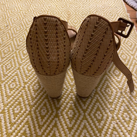 Report Wedges - Picture 3 of 5